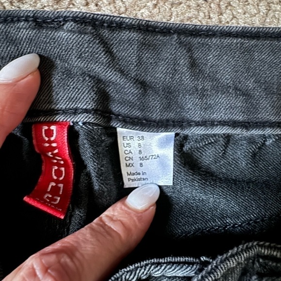 Divided Dark Grey straight leg Jeans size 8 - Picture 4 of 8